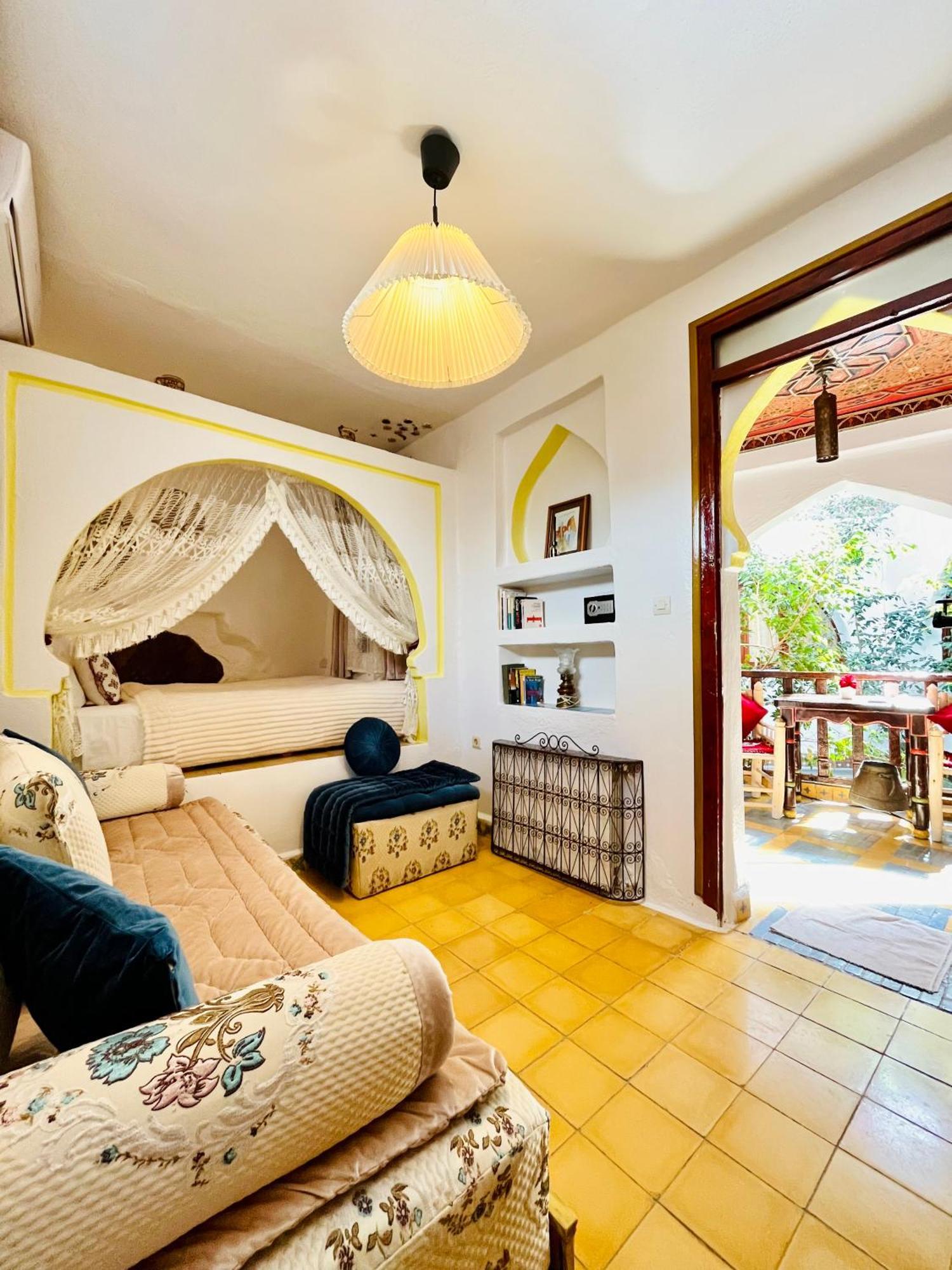 Bed and Breakfast Dar Meziana Шефшауэн Экстерьер фото