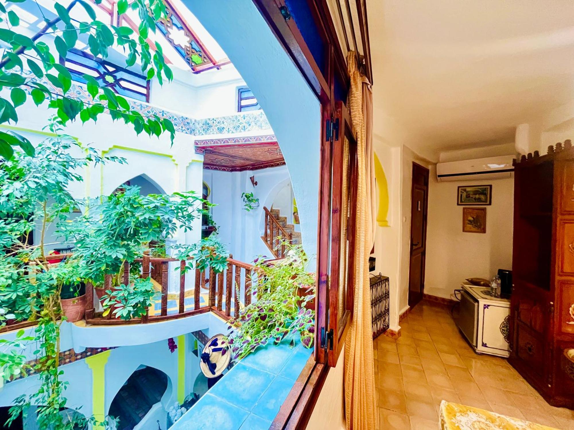 Bed and Breakfast Dar Meziana Шефшауэн Экстерьер фото